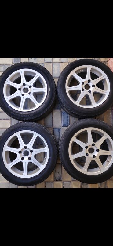 teker michelin: Disk və təkərlər satılır. R16 7j et49. Disklərdə çat svarka vəya əyri