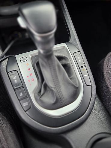 byd e3: Kia K3: 2019 г., 1.6 л, Автомат, Бензин, Седан — 10