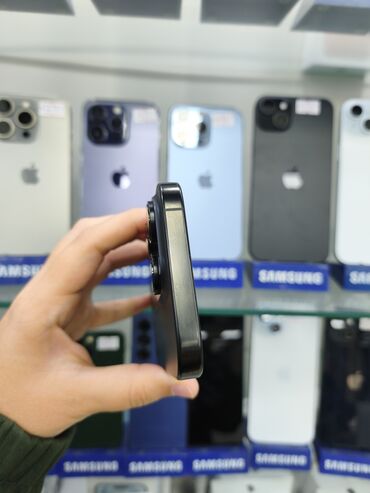 Apple iPhone: IPhone 16 Pro, Qara, Simsiz şarj — 5