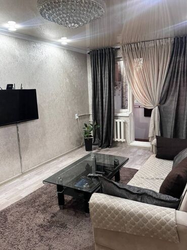 3комнатный: 3 комнаты, 62 м², 104 серия, 4 этаж, Евроремонт