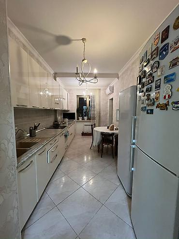 Продажа квартир: 4 комнаты, 130 м², Элитка, 4 этаж, Дизайнерский ремонт — 11