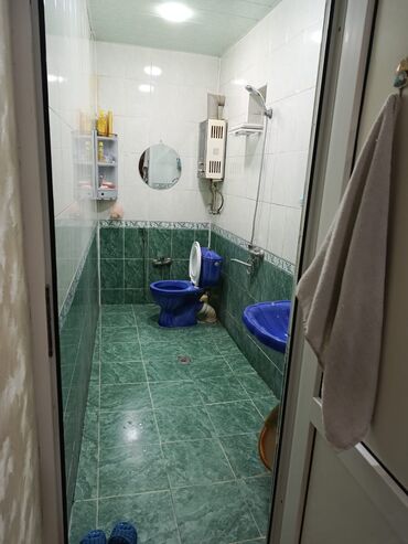 Həyət evləri və villaların satışı: 3 otaqlı həyət evi — geniş eyvanlı - Girişdə örtülü, işıqlı eyvan — 9