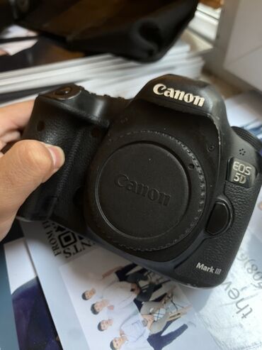 оборудование для кухни: Фотоаппарат Canon EOS 5D Mark III – это полнокадровая цифровая