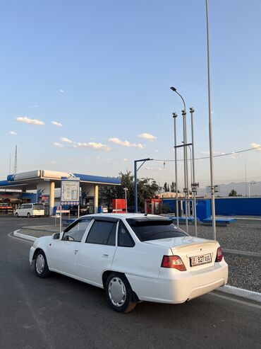 ош матиз 3: Daewoo Nexia: 2012 г., 1.5 л, Механика, Бензин, Седан