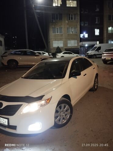 купить маленькую машину недорого: Toyota Camry: 2008 г., Седан