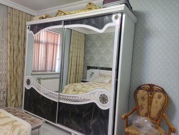 шкаф под стиральную машину в ванной: Двуспальная кровать, Шкаф, Азербайджан, Б/у