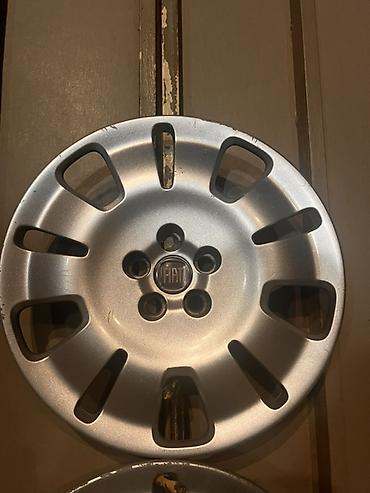 opel diskləri 4 bolt: Fiat orijinal təkər qalpaqları (4 ədəd dəst) - Marka: Fiat (mərkəzdə — 2