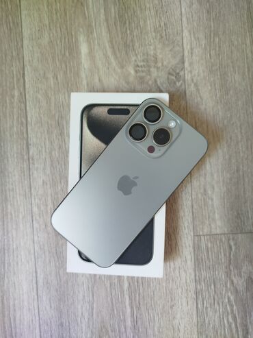 чехол для поко: IPhone 15 Pro, Б/у, 256 ГБ, Natural Titanium, Зарядное устройство, Защитное стекло, Чехол, 89 %