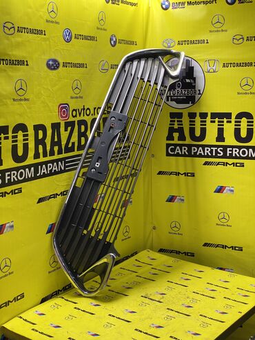 Крышки багажника: Решетка радиатора Toyota Оригинал, Япония