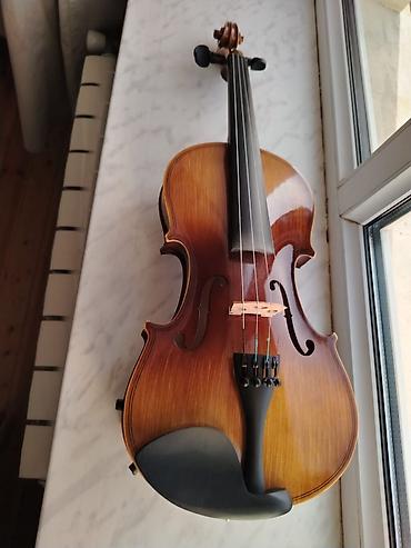 Məhsul: Klassik skripka (4/4 tam ölçü) Xüsusiyyətlər: - Korpus