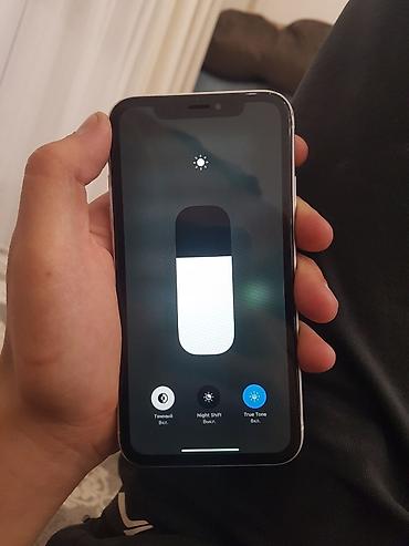 nothing iphone: IPhone XR, 128 ГБ, белый - Дисплей 6.1" Liquid Retina, поддержка True — 1