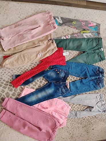 Paketi dečije odeće: Paket dečijih pantalona/helanki za devojčice – razni modeli i boje — 3