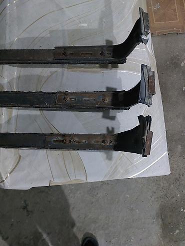 04 satışı: Vaz 21 04 baqajı yaxşı vəziyyətdədir,3 ədəddir,bəzən zəng çatmasa — 7