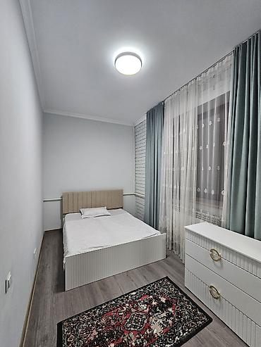 Долгосрочная аренда домов: 210 м², 7 комнат, Балкон застеклен, Бронированные двери, Утепленный — 18