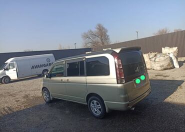 Honda: Honda Stepwgn: 2004 г., 2 л, Автомат, Бензин, Минивэн — 4