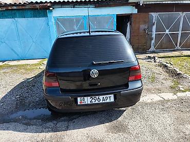 Volkswagen: Volkswagen Golf: 2002 г., 2 л, Ручные, Бензин, Хэтчбэк — 6