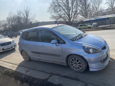 Honda: Honda Fit: 2001 г., 1.3 л, Вариатор, Бензин, Хэтчбэк