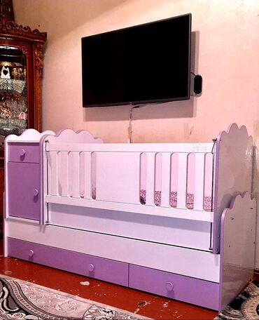 стойка бар: Oğlan və qız üçün, Dördbucaq, Beşik, Dəst ilə, Matras ilə, Yellənmə mexanizmsiz