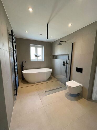 Душевые перегородки и ограждения: Душевые перегородки и зеркала на заказ, по индивидуальным размерам — 9