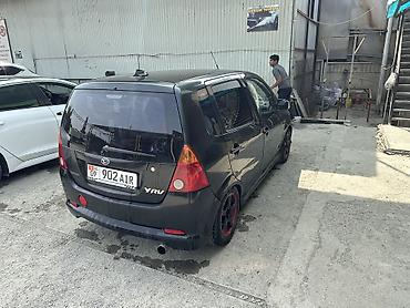 bad e2: Daihatsu YRV: 2001 г., Механика, Бензин, Хэтчбэк — 3