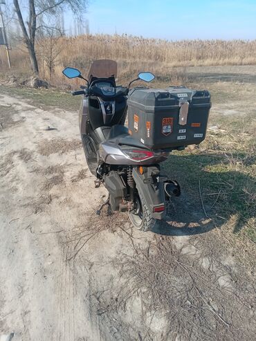 Скутеры: Макси-скутер 180 куб. см, Бензин at lalafo.kg — 7 Скутеры: Макси-скутер 180 куб. см, Бензин — 7