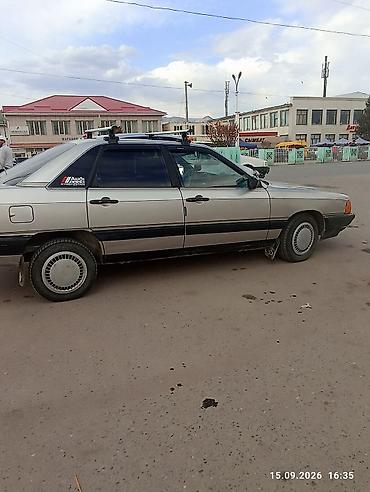 Audi: Audi 100: 1984 г., 1.8 л, Механика, Бензин, Седан — 3