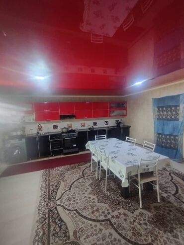 шкафчики для ванной: Кухонный гарнитур, цвет - Красный, Металл