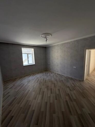 Həyət evləri və villaların satışı: 3 sot torpaq sahəsində 4 otaqlı həyət evi. - Geniş, daş döşəməli — 9