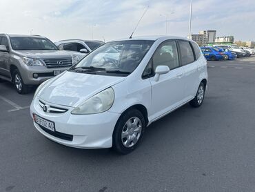 Honda: Honda Fit: 2002 г., 1.3 л, Вариатор, Бензин, Хэтчбэк