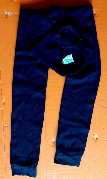 Uşaqlar üçün digər geyimlər: 12-14 yaşlı qız üçündür. Ikisi 2 manatdır — 5