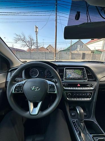 Hyundai: Hyundai Sonata: 2019 г., 2 л, Автомат, Газ, Седан — 12