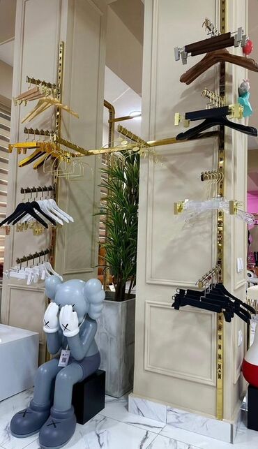 Mağaza asılqanları: Məhsul: Asılqan və aksesuar asqı dəsti Təsvir: - Fərqli modellərdə — 14