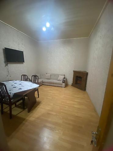 əmircanda bina evi: Bakı, 3 otaqlı, Köhnə tikili, m. İçərişəhər, 50 kv. m — 2