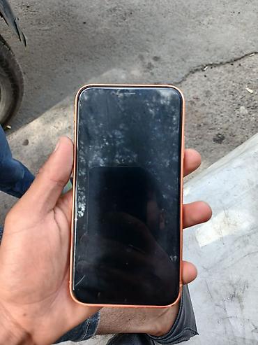 iphone 5e: IPhone 11, 64 GB, Narıncı, Simsiz şarj, Face ID — 3