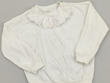 sweterek biały: Bluza, 4-5 lat, 104-110 cm, stan - Zadowalający