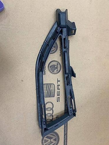 varadero ada: RESETKA POKLOPCA BRANIKA ZA VOLKSWAGEN GOLF 7 - 5G0853212H | Resetka — 1