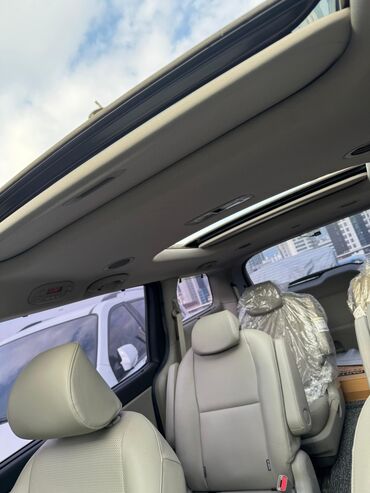 Kia: Kia Carnival: 2019 г., 2.2 л, Автомат, Дизель, Минивэн — 13