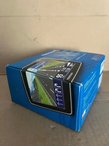 GPS za auto: Navigacija TomTom XL LIVE; TomTom XL Live navigacioni uređaj sa — 3
