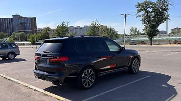 х5 м: BMW X7: 2021 г., 4.4 л, Автомат, Бензин, Внедорожник — 2