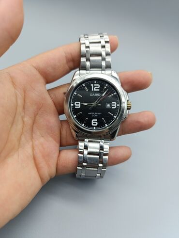 Другие смарт-часы: Мужская модель Casio Водонепроницаемость.Все циферблаты рабочие, нужно