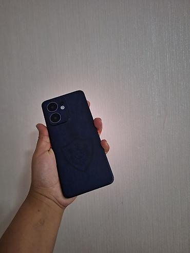barter telefon iphone: Məhsul: Smartfon Xüsusiyyətlər: - Tam ekran dizaynı, ön kamera üçün — 6