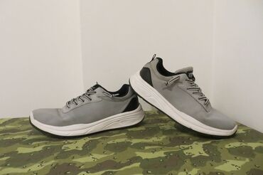 turske patike na veliko: Trainers, size - 44