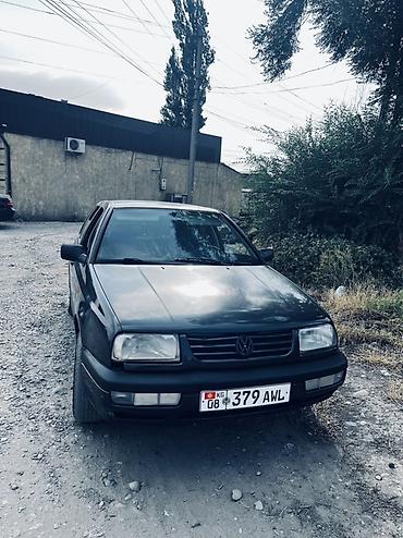 devo matiz: Volkswagen Vento: 1994 г., 1.6 л, Механика, Бензин, Седан — 4
