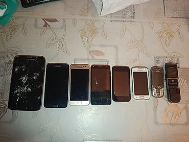 Müxtəlif model mobil cihaz dəsti. işlemir telefonlar,zapças kimi