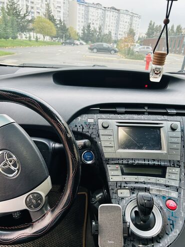 Toyota: Toyota Prius: 1.8 l | 2015 il Hetçbek — 9