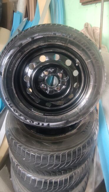 teker kredit: İşlənmiş Disk təkər Nissan 195 / 65 / R 15, 4 Boltlu