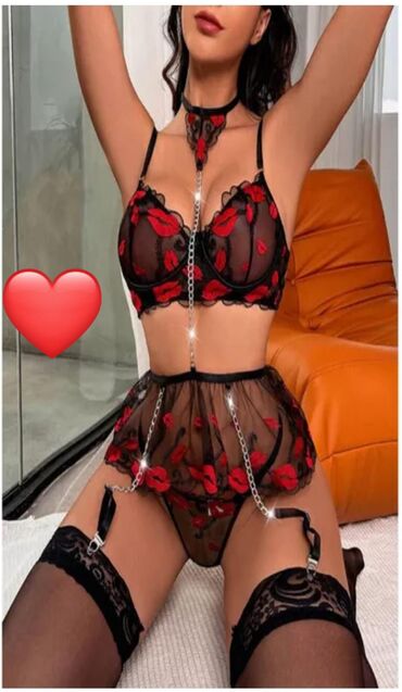 Büstqalterlər: Qadın üçün dəbdəbəli alt paltar dəstləri - Dizaynlar: - — 1