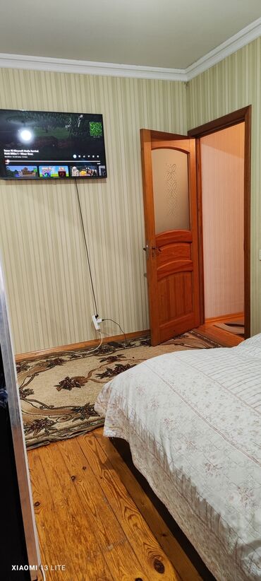 Köhnə tikili: Bakı, Bakıxanov qəs., 3 otaqlı, Köhnə tikili, m. Neftçilər, 70 kv. m — 25