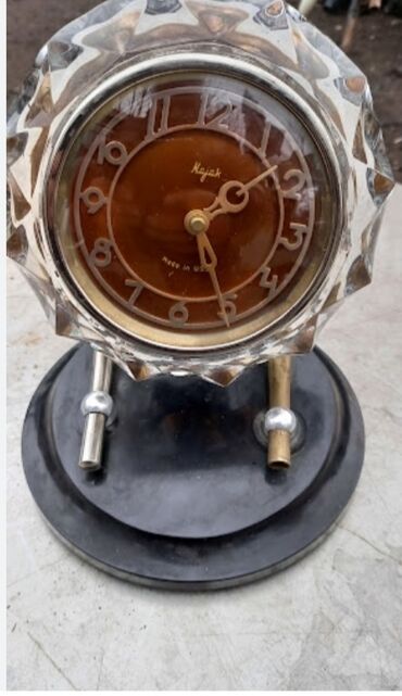 корпус пу: Часы "МАЯК" в хрустальном корпусе 1960 ых годов.механика.городе Ош