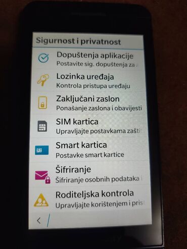 Blackberry: Blackberry Z10, bоја - Crna — 5